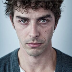 تصویر هنرمند Michele Riondino