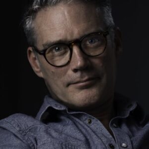 تصویر هنرمند Charlie Hamilton James