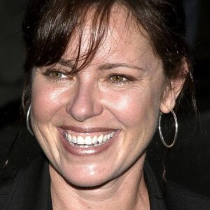 تصویر هنرمند Lisa Darr