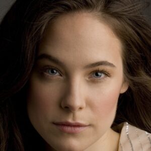 تصویر هنرمند Caroline Dhavernas