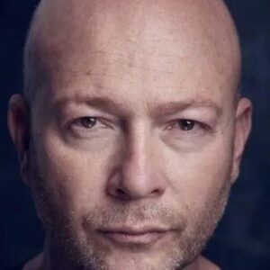 تصویر هنرمند Huggy Leaver