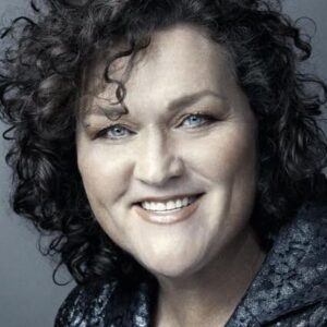 تصویر هنرمند Dot-Marie Jones