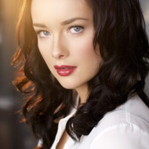 تصویر هنرمند Allie MacDonald