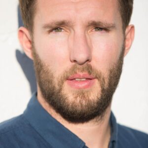 تصویر هنرمند Charlie Hewson