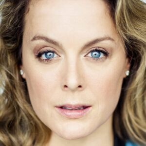 تصویر هنرمند Julie Le Breton