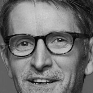 تصویر هنرمند Matthew J. Lloyd