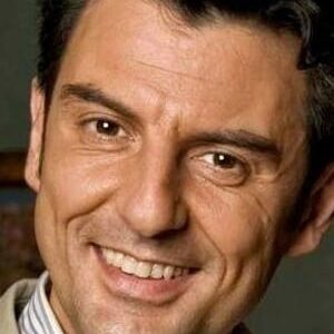 تصویر هنرمند Enrico Ianniello