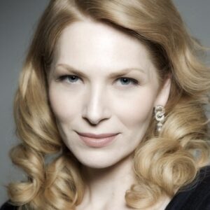 تصویر هنرمند Nadia Cameron-Blakey