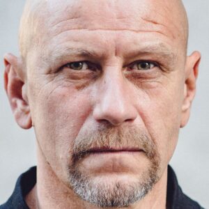 تصویر هنرمند Yevgeni Sitokhin