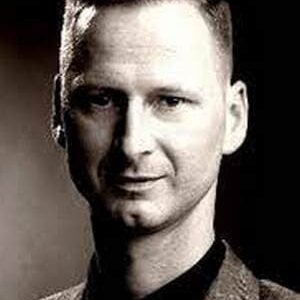 تصویر هنرمند Ernest Nita