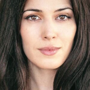 تصویر هنرمند Elizabeth Tabish