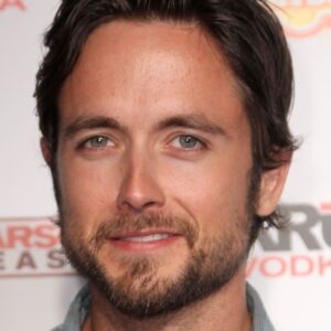 تصویر هنرمند Justin Chatwin