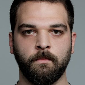 تصویر هنرمند Atakan Yarımdünya