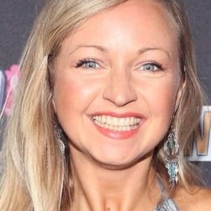 تصویر هنرمند Ashleigh Ball