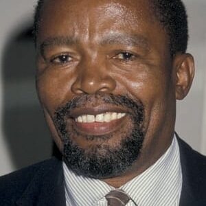 تصویر هنرمند Zakes Mokae