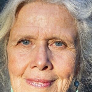 تصویر هنرمند Janine Horsburgh