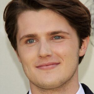 تصویر هنرمند Eugene Simon