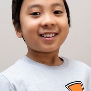 تصویر هنرمند Xavier Nguyen