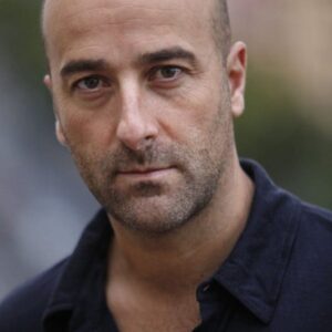 تصویر هنرمند Antonio Gil