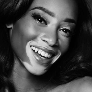 تصویر هنرمند Winnie Harlow