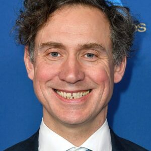 تصویر هنرمند Dougal Wilson