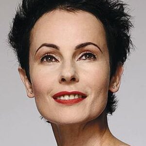 تصویر هنرمند Irina Apeksimova