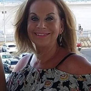 تصویر هنرمند Lori Galinski