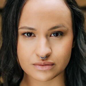 تصویر هنرمند Olivia Lucas