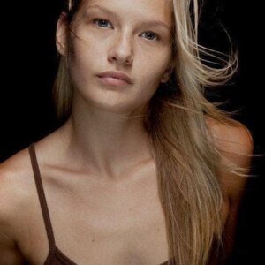 تصویر هنرمند Molly O'Connell