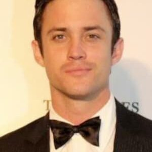 تصویر هنرمند Derrick Eppich