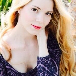 تصویر هنرمند Brooke Anne Smith