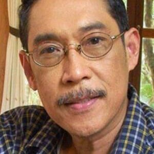 تصویر هنرمند Surasak Chaiat