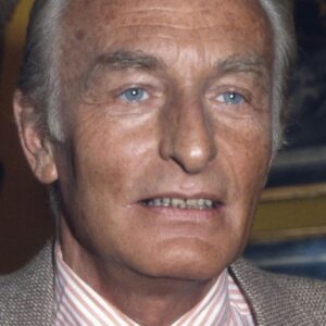 تصویر هنرمند Anton Diffring