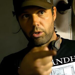 تصویر هنرمند BJ McDonnell