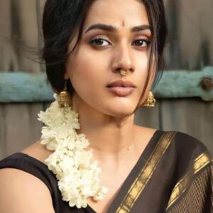 تصویر هنرمند Shreya Rukmini