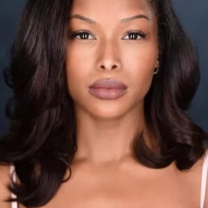 تصویر هنرمند Brittany S. Hall