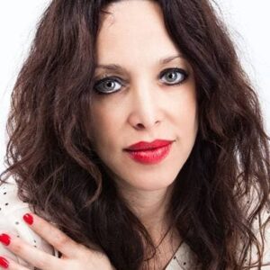 تصویر هنرمند Nicole Arlyn