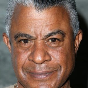 تصویر هنرمند Tucker Smallwood