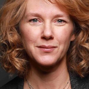 تصویر هنرمند Elise Robertson