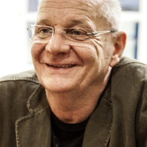 تصویر هنرمند Géza Bereményi