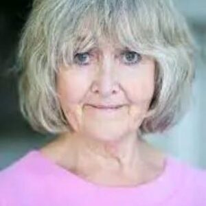 تصویر هنرمند Yvonne Edgell