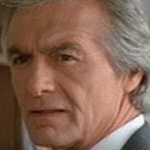 تصویر هنرمند John F. Goff