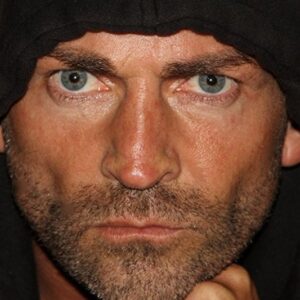 تصویر هنرمند Adam Horton