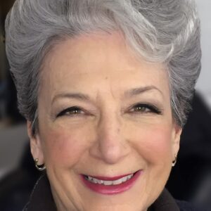 تصویر هنرمند Catherine Wolf