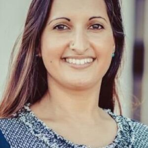 تصویر هنرمند Lucy Mukerjee-Brown