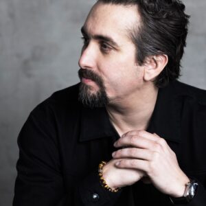 تصویر هنرمند Matt Lathrom