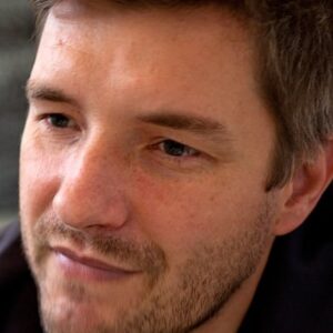 تصویر هنرمند Isti Madarász