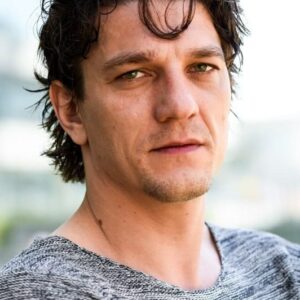 تصویر هنرمند Piotr Srebrowski