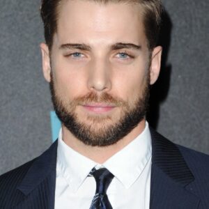 تصویر هنرمند Dustin Milligan
