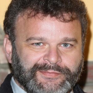 تصویر هنرمند Tudor Petruț